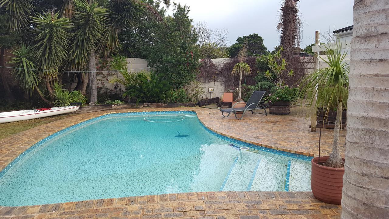Blu Bed & Breakfast Port Elizabeth Exterior foto